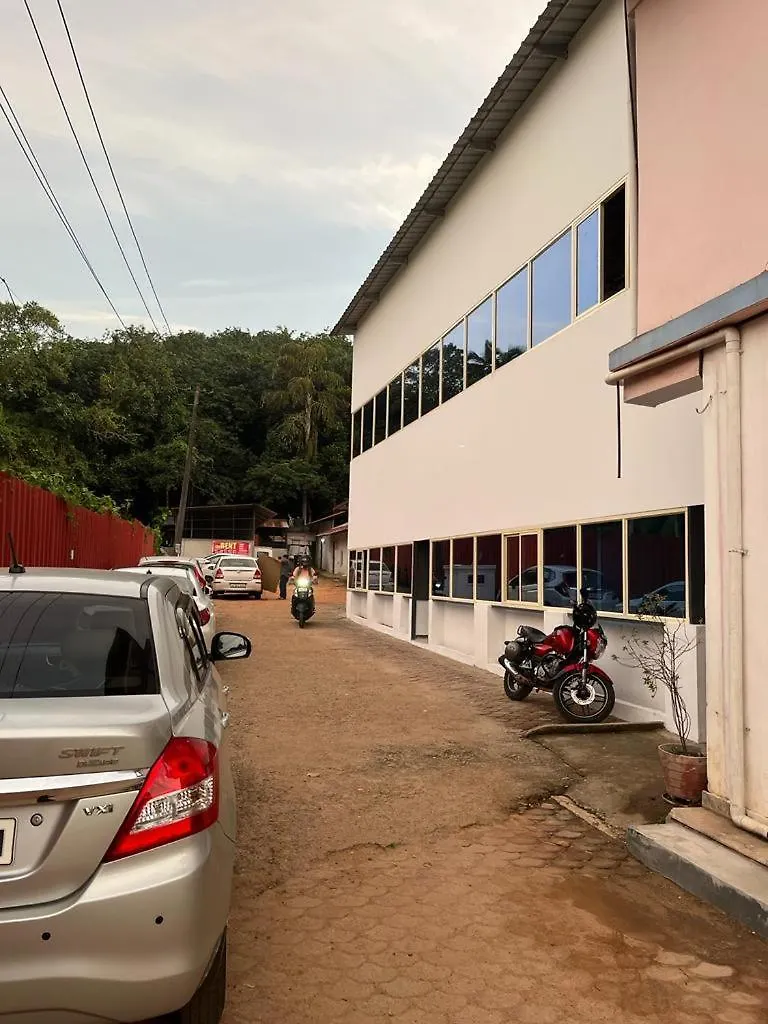 Gasthof Krk Rooms Kottārakara Indien