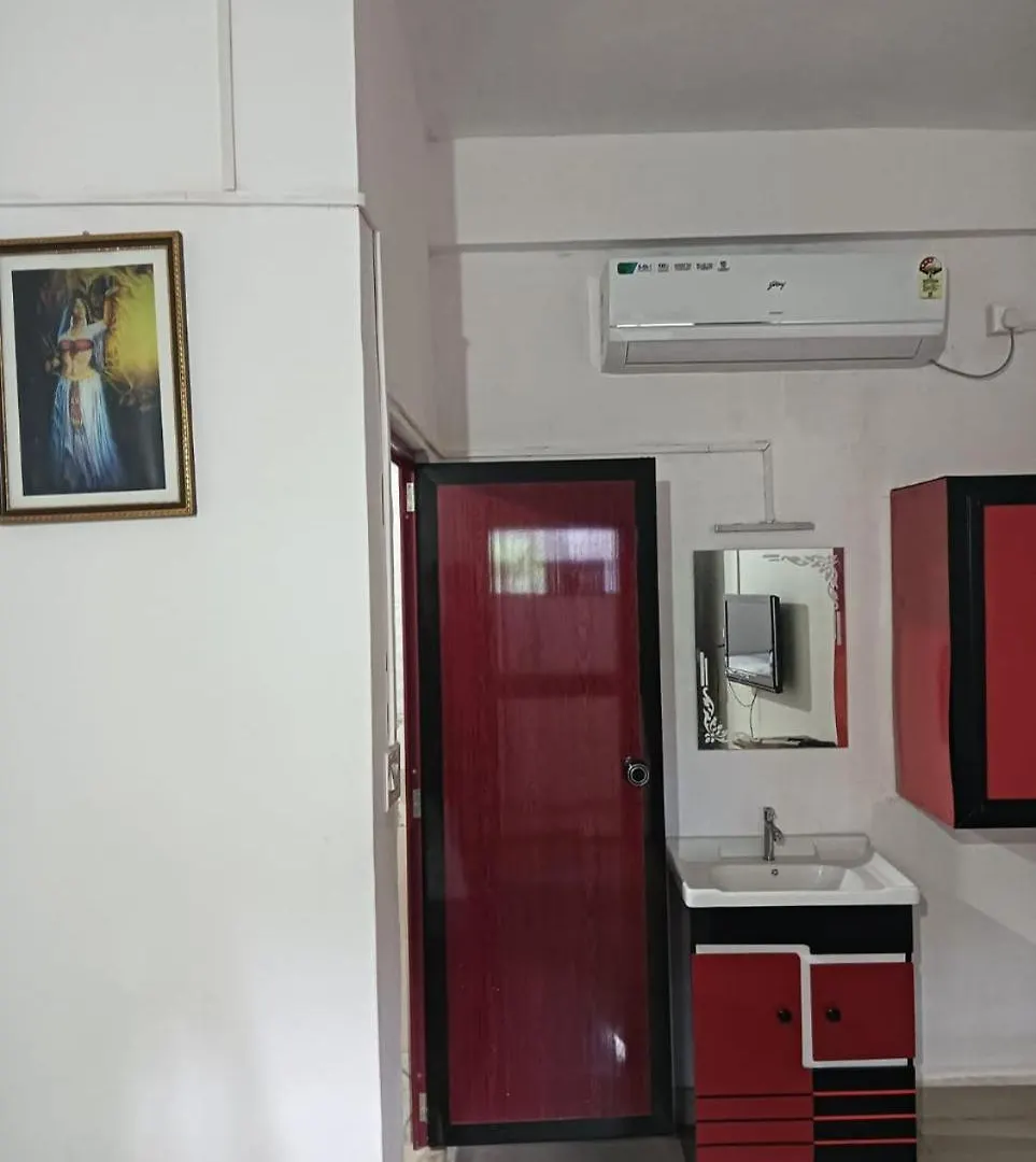 Krk Rooms Kottārakara 0*,  インド