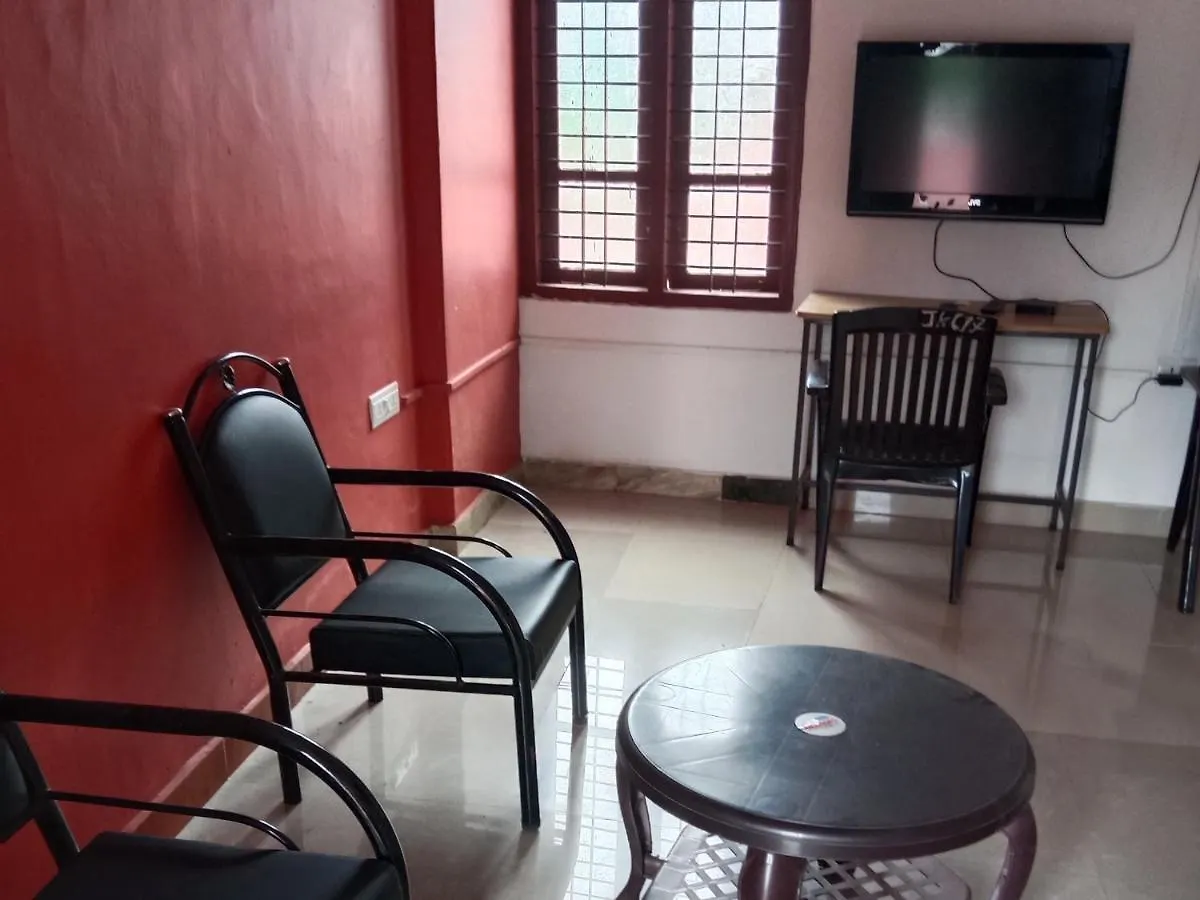 Krk Rooms Kottarakara 0*,  India